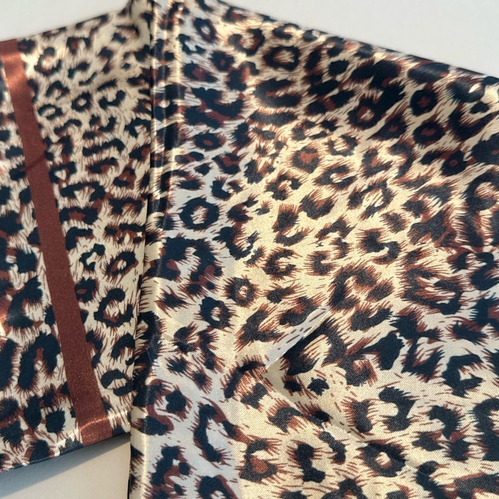 Leopard Print Scarf P23 - Picture 3 of 4